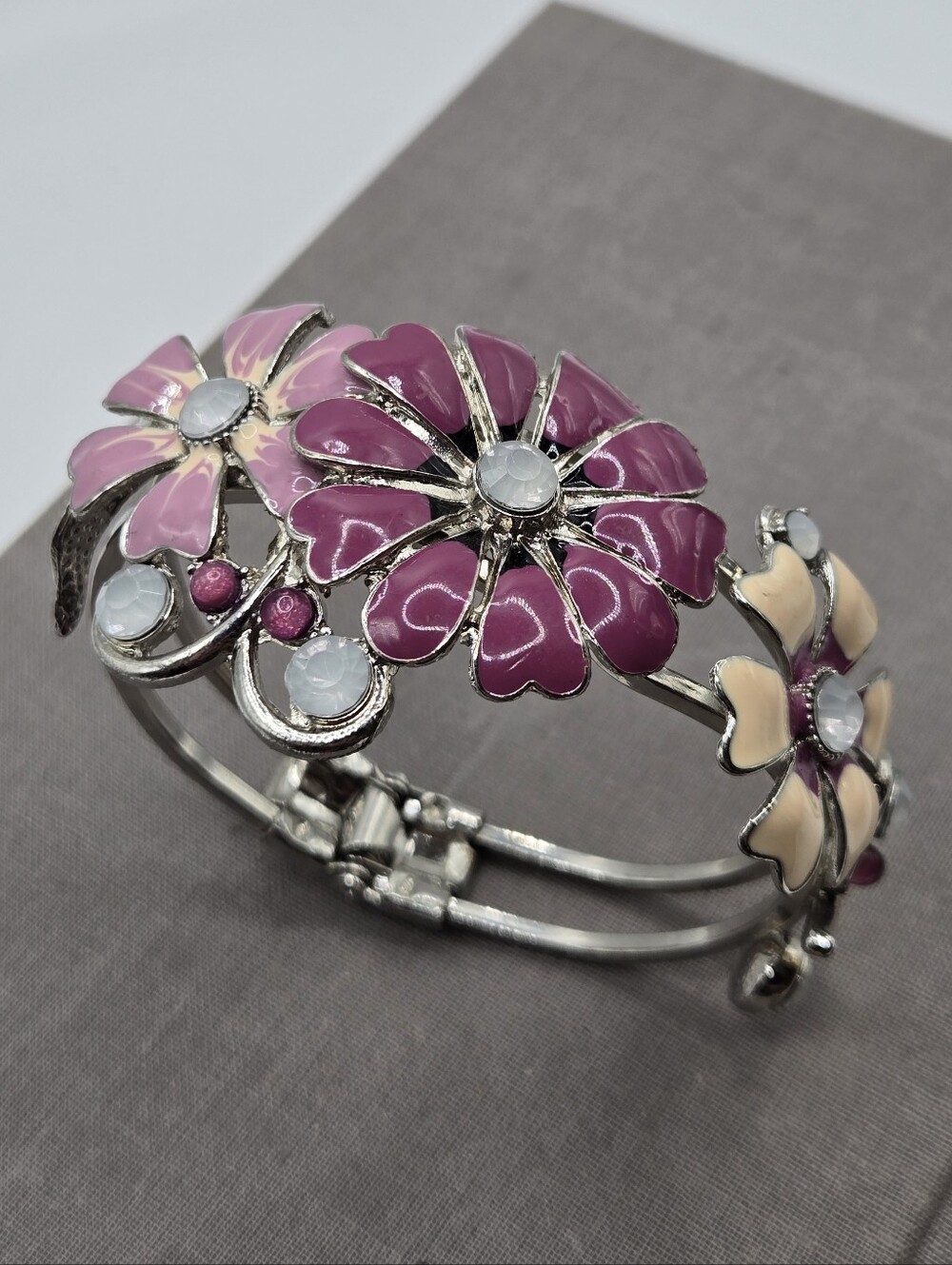 Silver Enamel Flower Hinged Bracelet Fairycore whimsical 7" Purple Pink Crystals